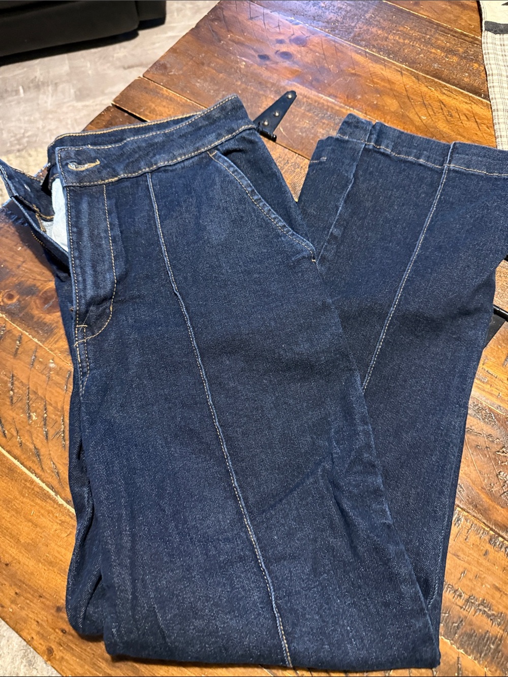 Relaxed Fit Women's Dark Blue Denim Jeans